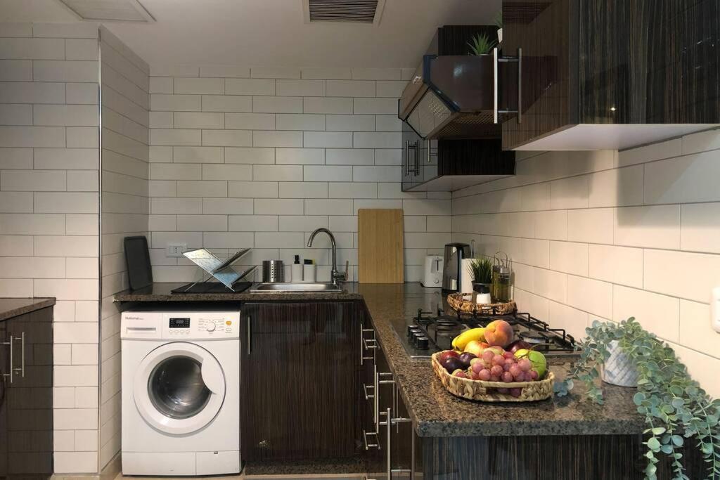 Luxury Apartment In Awesome Location In Amman Esterno foto