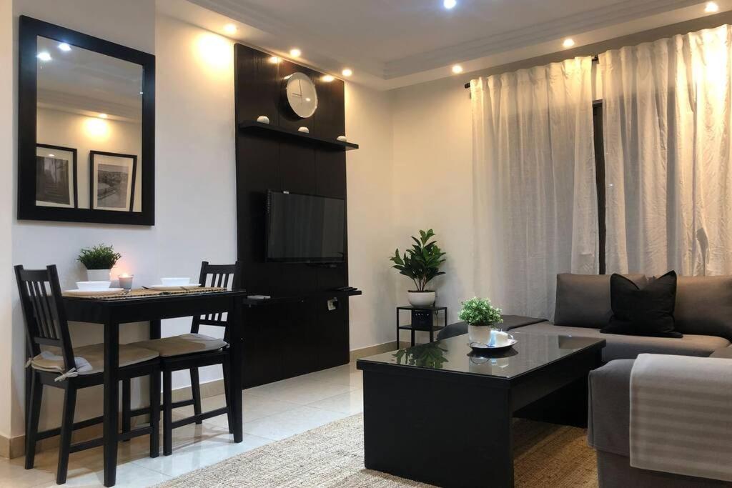 Luxury Apartment In Awesome Location In Amman Esterno foto