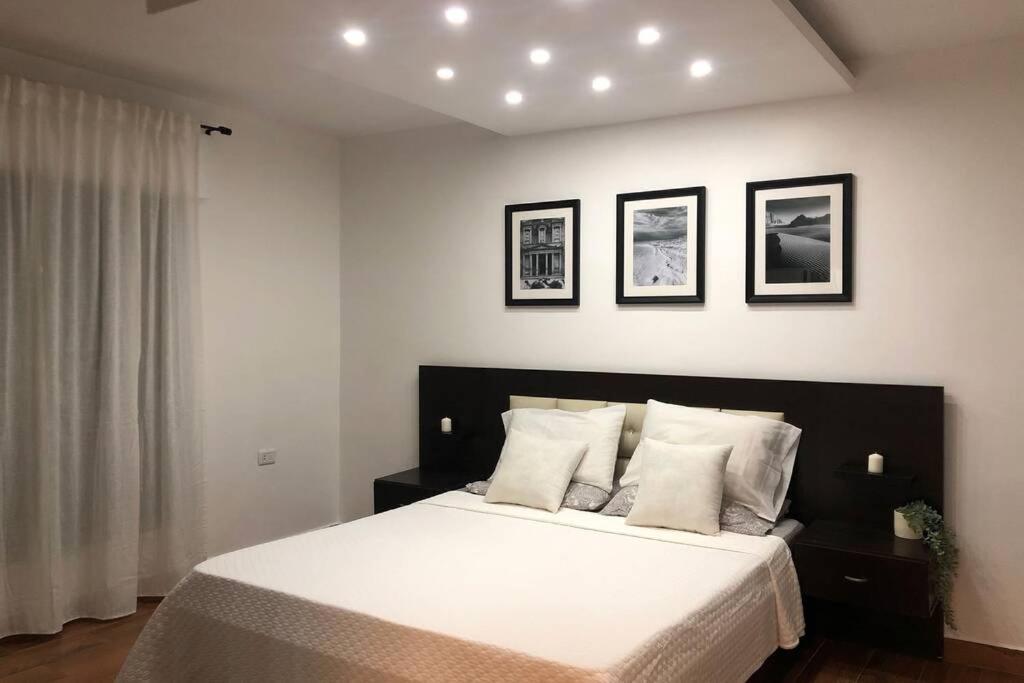 Luxury Apartment In Awesome Location In Amman Esterno foto